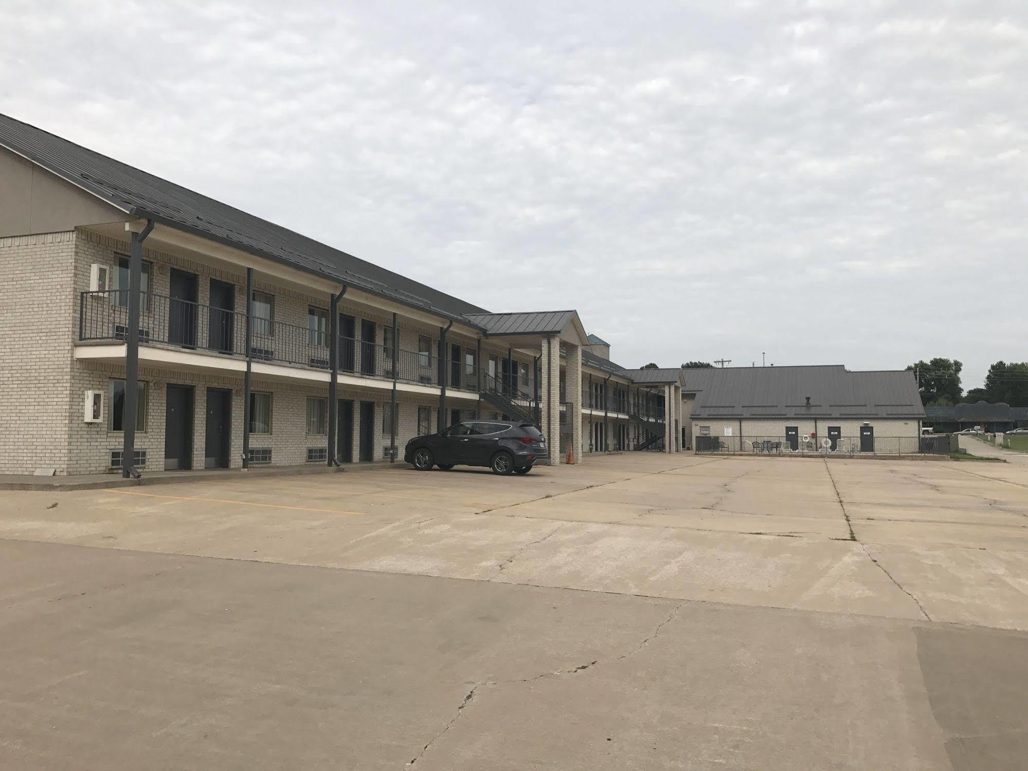 Days Inn By Wyndham Grove Exterior foto
